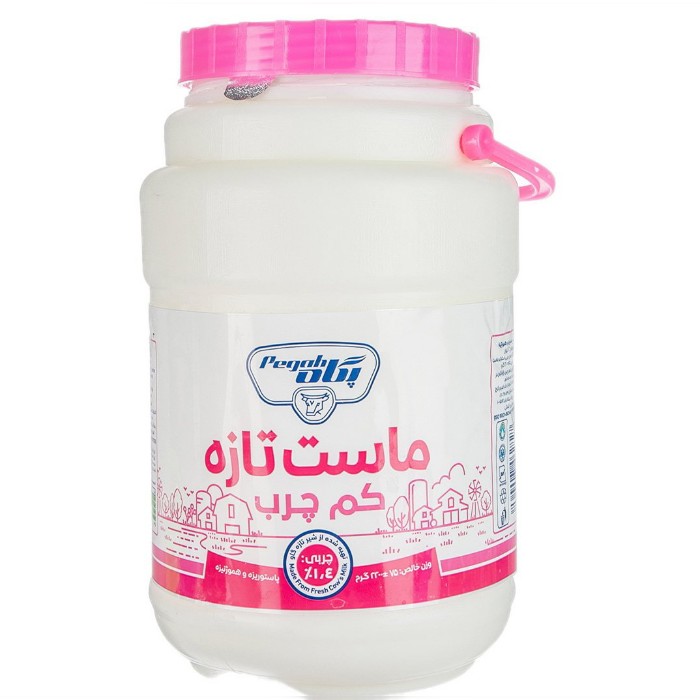 ماست تازه " کم چرب " پگاه - ( 2 کیلو )